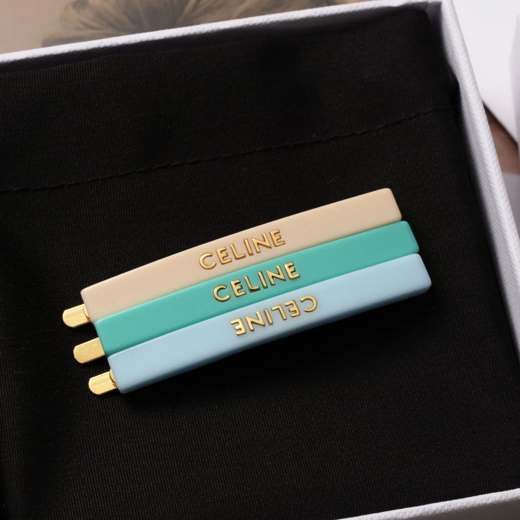 กิ๊บติดผม CELINE สไตล์ใหม่ เสริมแต่งทรงผมได้อย่างง่ายดาย