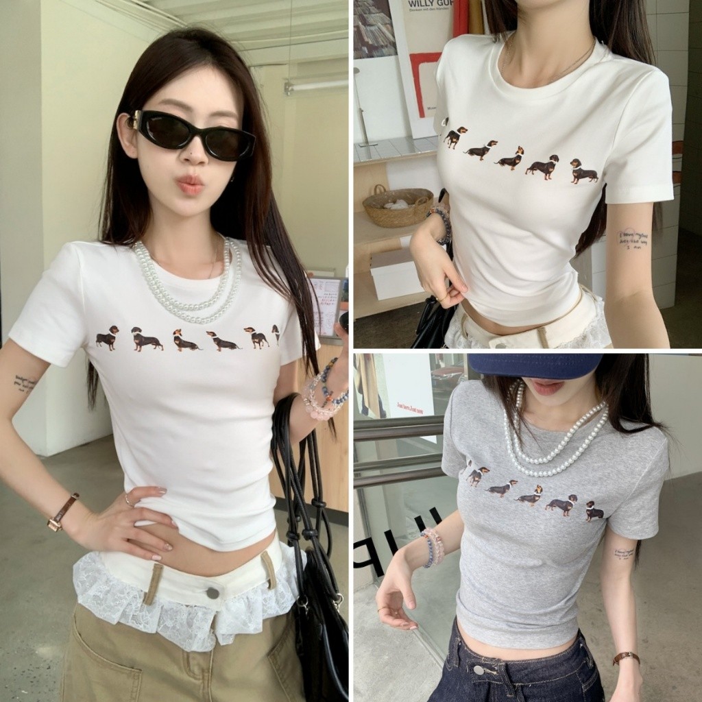 Hotgirl พร้อมส่ง เสื้อยืดสวยๆผู้หญิง เสื้อยืดคอกลมครอป Jennieสไตล์เดียวกัน การออกแบบลายพิมพ์ดัชชุนด์(ไม่มีไข่มุก)