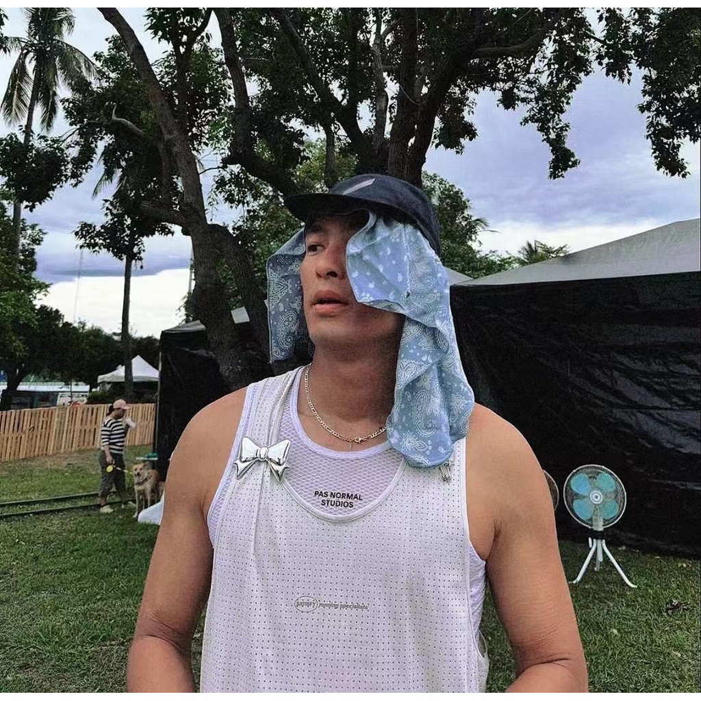 SATISFY เสื้อกีฬาวิ่ง ออกแบบเพื่อการระบายเหงื่อดี ใส่วิ่งได้อย่างสะดวกสบาย