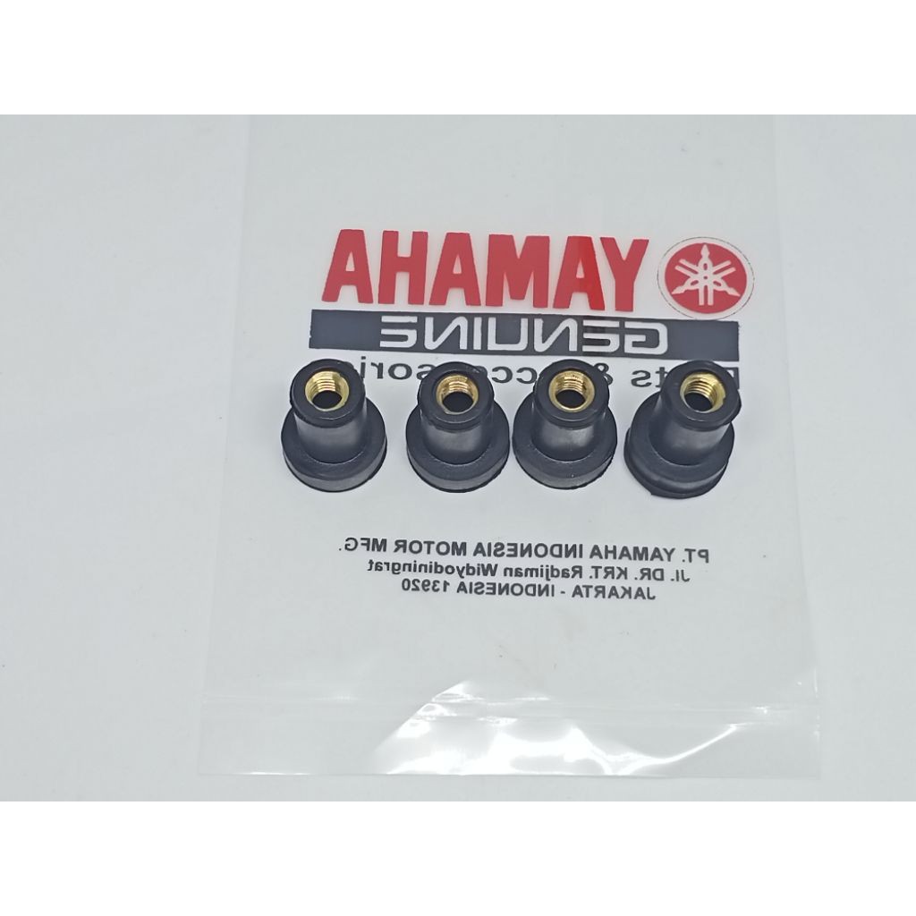 VISOR NUT VISOR RUBBER NUT YAMAHA NMAX OLD/NMAX NEW/LAXI/AEROX/KRIDE ORIGINAL