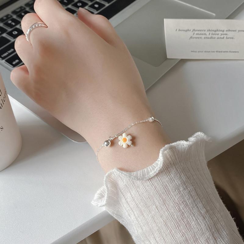 Daisy Dream Bracelet สร้อยข้อมือเงินแท้ S925 [MERCELO]