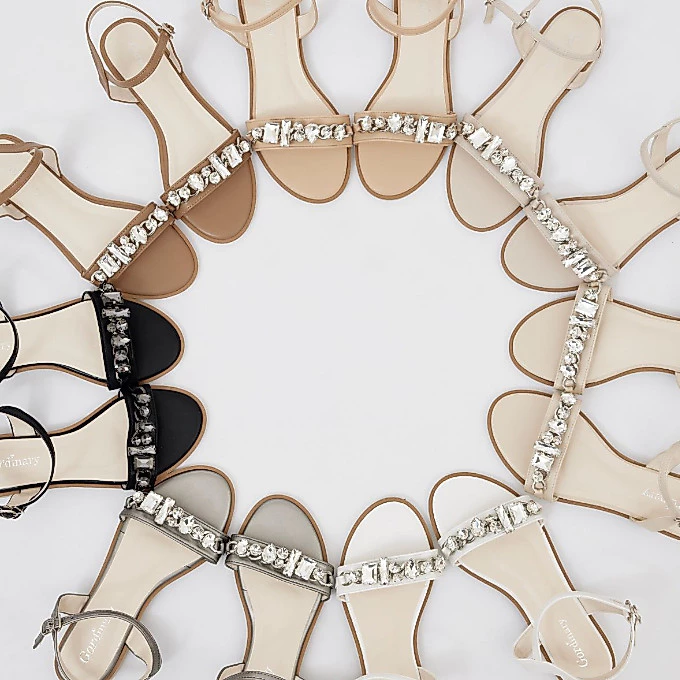 (พร้อมส่ง) Gordinary Blair รองเท้าเพชร 36-42 *เท้าอวบต้องเพิ่มไซส์* (CH-569)