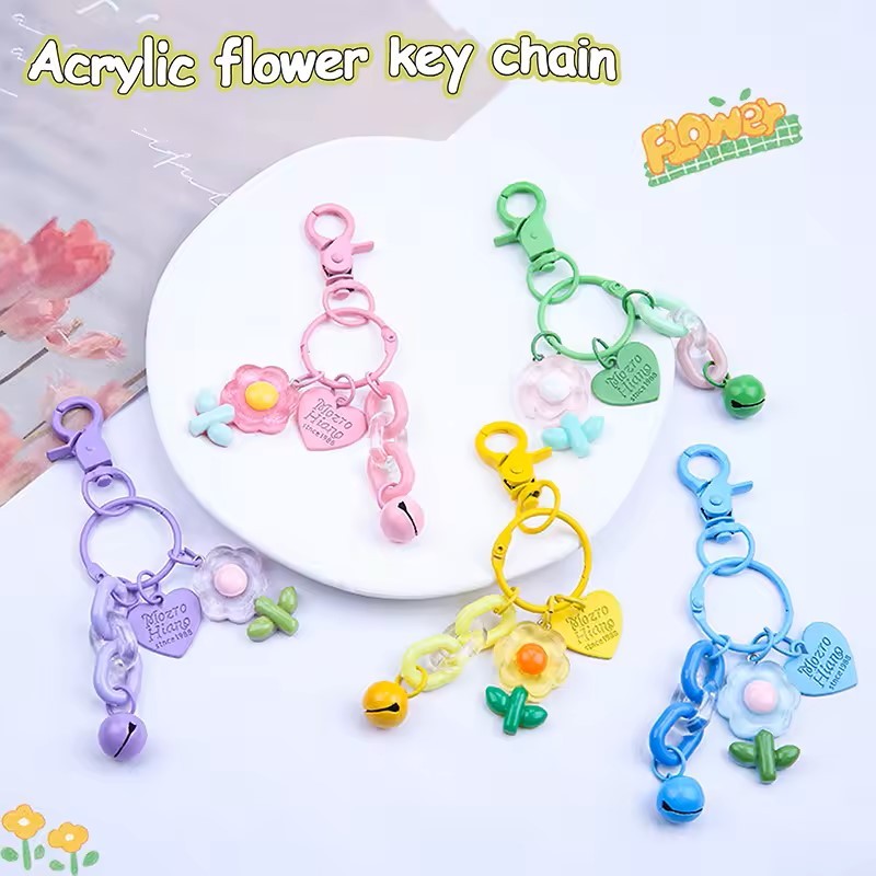 Creative Candy พวงกุญแจน้ำหนักเบา ออกแบบลายดอกไม้และหัวใจ สไตล์การ์ตูน เหมาะสำหรับกระเป๋าเป้และตกแต่งหูฟัง