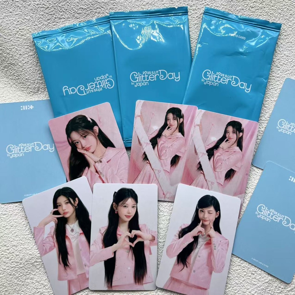 ILLIT Photocard 2025 การ์ดสุ่ม moka Photocard แพ็คเกจโฟโต้การ์ดที่ยังไม่ได้เปิด