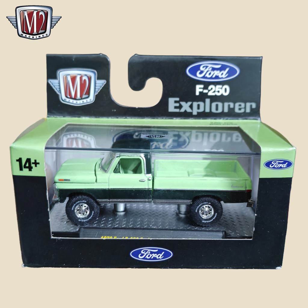 1:64 M2 โมเดลรถกระบะDiecast – Chevrolet Ford Dodge Jeep GMC Alloy Car Collection