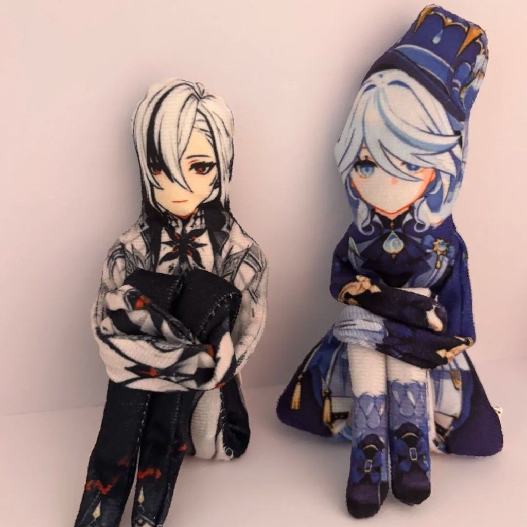 Genshin Impact เกม Arlecchino Furina Zhongli Wriothesley Xiao Scaramoucheตุ๊กตาอะนิเมะเกม Merch บทคัดย่อของเล่นตุ๊กตาขนาดเล็ก มีลวดภายในตัว งอได้ทั้งตัว ตุ๊กตาคน