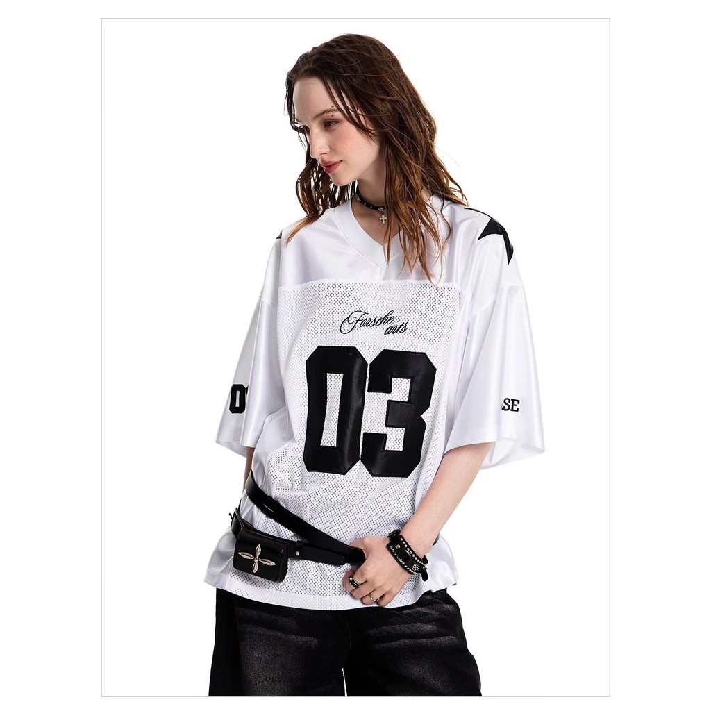 เสื้อยืดแขนสั้นสไตล์Lee Ji-YeonและJiang Shiqi สำหรับฤดูร้อน