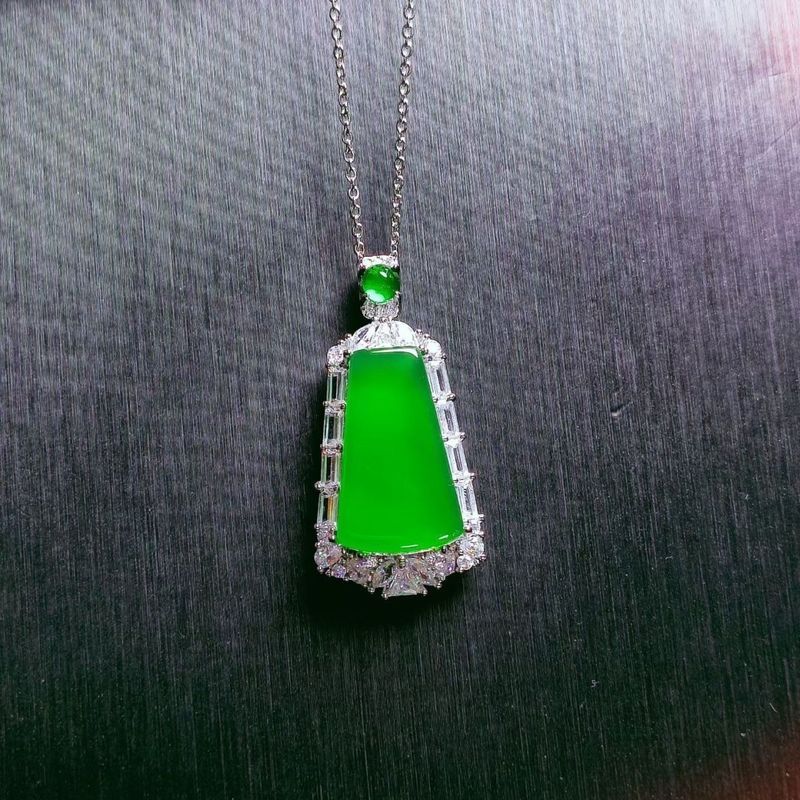 G Light Luxury Niche Natural Chrysostase Small Square Card Pendant Small Size Safe Nothing Card Pend