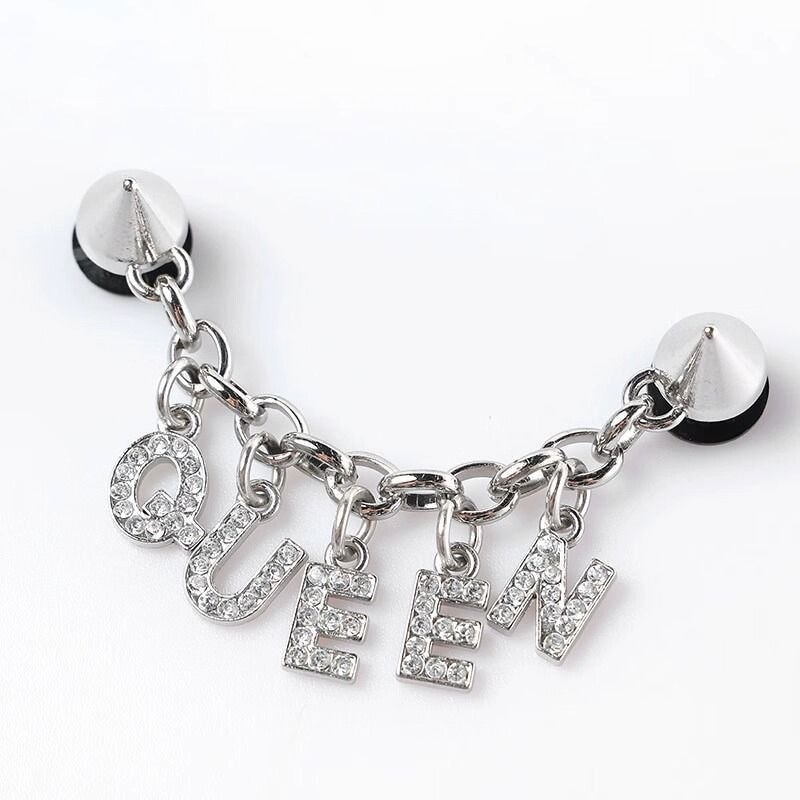 CROCS/CROCS Hole Shoes Shoe Buckle Diamond Queen Chain รองเท้าอินเทรนด์ดอกไม้10011704 6.17 PDZ