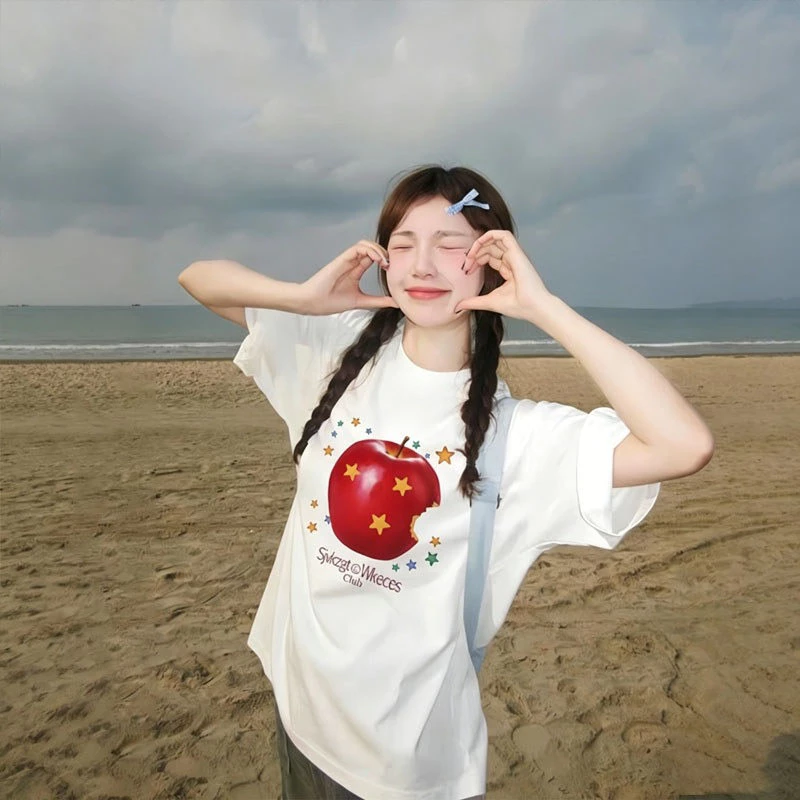 【ส่งจากไทย】🍎💫เสื้อยืดคอกลม แขนสั้น โอเวอร์ไซส์ พิมพ์ลายแอปเปิ้ล สวมใส่สบาย COD