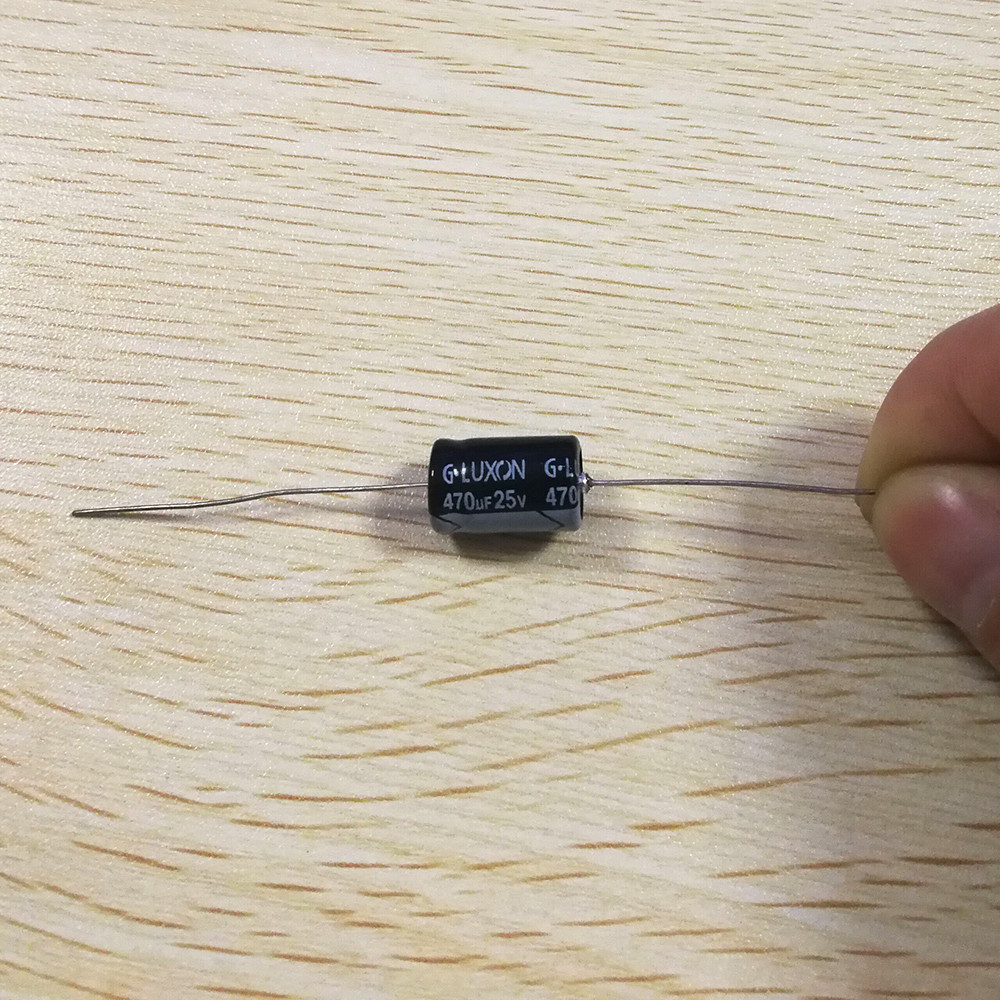 แกนตัวเก็บประจุแนวนอน 25v25uf 25v47uf 25v220uf 25v250uf 25v470uf