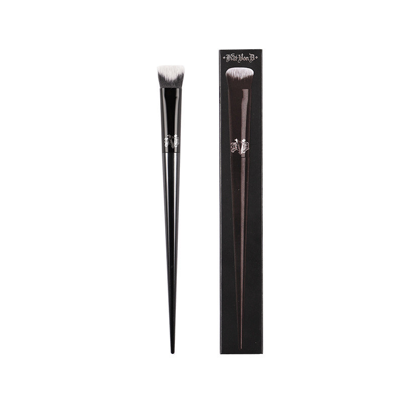 Kat Von D KVD40 แปรงคอนซีลเลอร์ Dark Circles Blush Brush แปรงรองพื้น 10 20 แปรงแต่งหน้าของแท้ต้นฉบับ