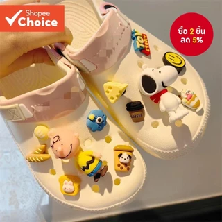 ของขวัญคริสต์มาส 12 ชิ้น Snoopy การ์ตูนรองเท้า Charm crocs jibbitz DIY crocs หมุดรองเท้า Clogs Fit รองเท้าแตะผู้หญิงผู้ชายเด็กตกแต่ง Clogs Pins