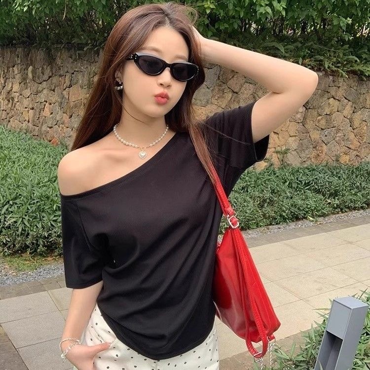 【WJZ】เสื้อยืดคอวีแขนสั้นสีเหลืองผ้าคอตตอนสไตล์เกาหลีสำหรับผู้หญิง【PDD130 】