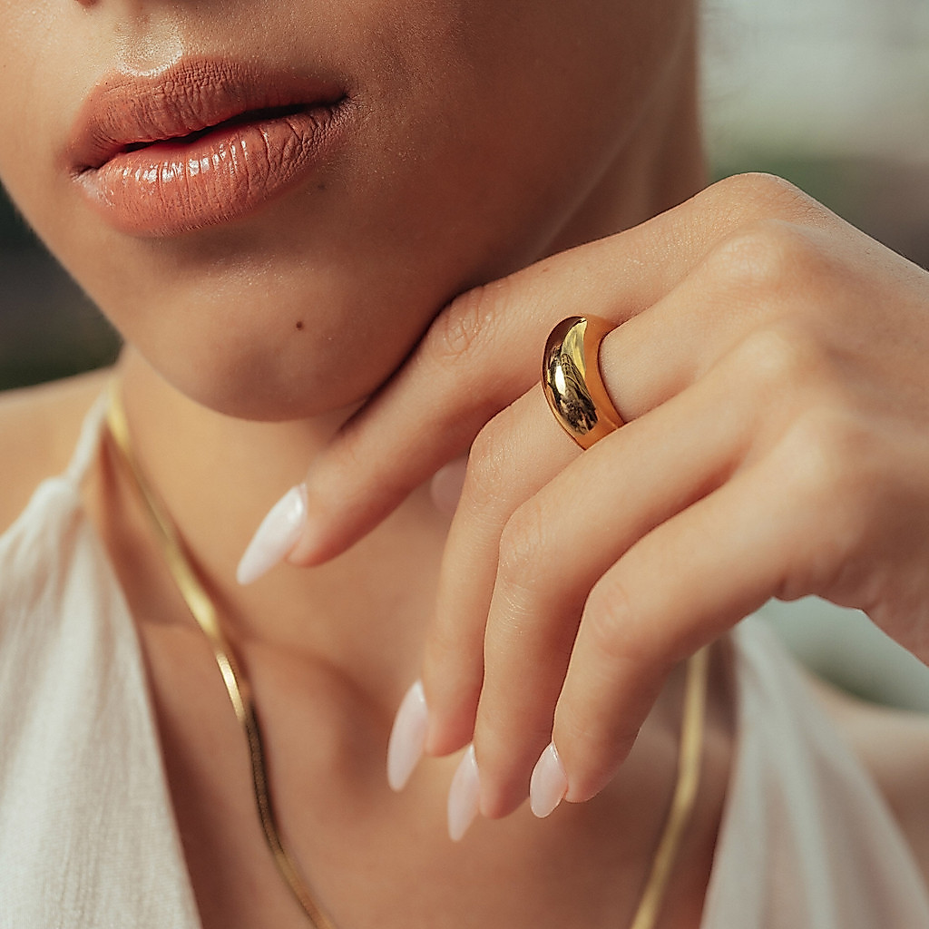 Valichain - Vidalia Sleek Chubby Ring
