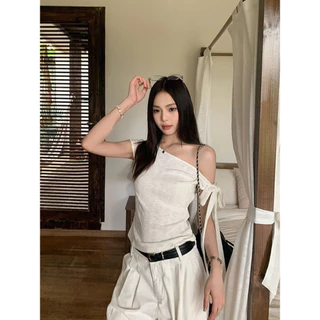 Vogue🌟พร้อมส่ง🌟 เสื้อยืดปาดไหล่ผูกโบว์ สไตล์เกาหลี ดีไซน์พิเศษสวมใส่สบาย เรียบง่าย (2400)