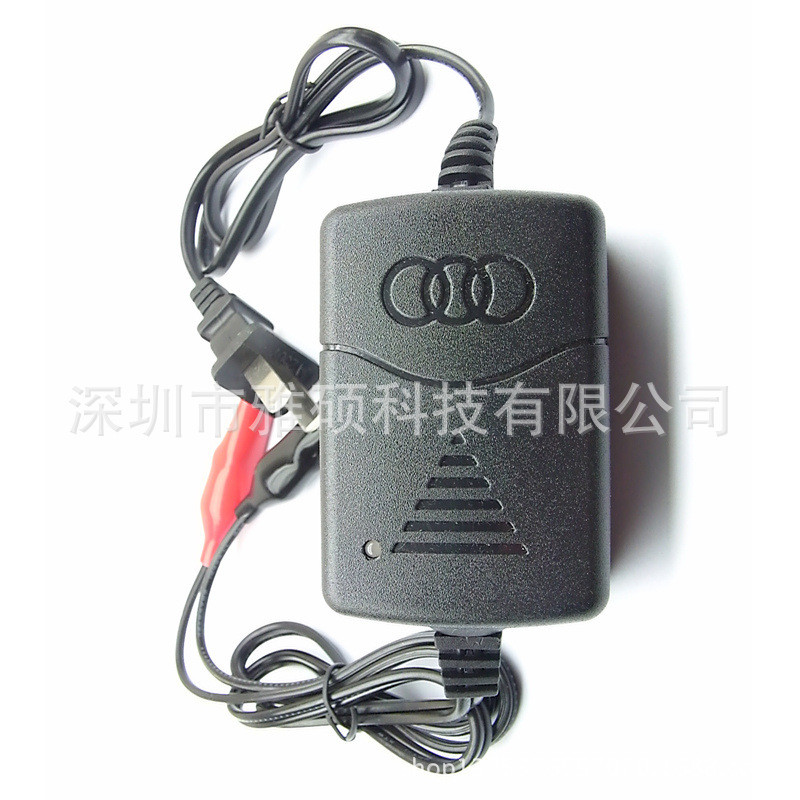 ประเภทควบคุมวาล์วปิดผนึก Lead-Acid แบตเตอรี่ Charger ไฟฟ้า Moped Charger 13.8V 14.8V 14.4V