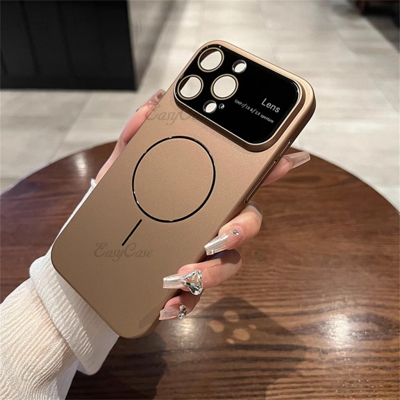 ใหม่ 16 เคสโทรศัพท์แม่เหล็กเคลือบไทเทเนียมหรูหราสําหรับ iPhone 16 15 14 13 12 Pro Max Plus 11 ป้องกันกล้อง PC ปกแข็ง
