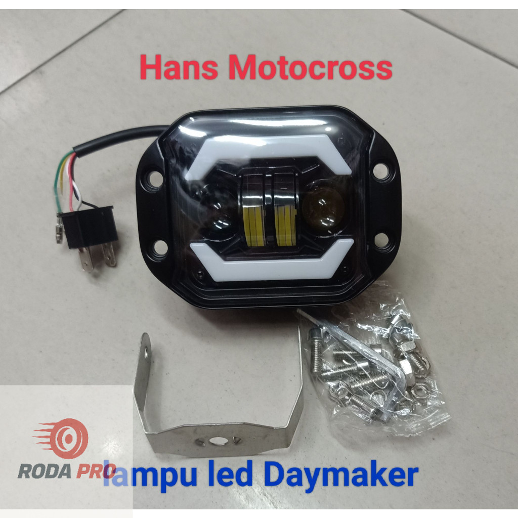 DAYMAKER LED RESERCTOR HEADLIGHTS/SPOTLIGHTS