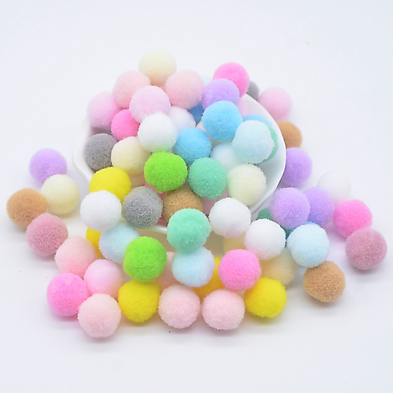 100 ชิ้น 15 มิลลิเมตรนุ่ม Pompons สีสัน Fluffy Plush Craft DIY งานแต่งงานตกแต่งบ้านกาวบนคลิปผม Headwear อุปกรณ์เสริม