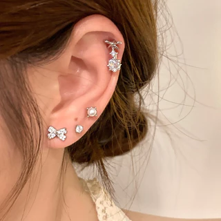 เครื่องประดับต่างหู Roselife สำหรับคนรักแฟชั่นเกาหลี สแตนเลสแท้ 925 มาพร้อมคริสตัลผีเสื้อแบบสกรู เพอร์เฟ็กต์สำหรับสาวๆ