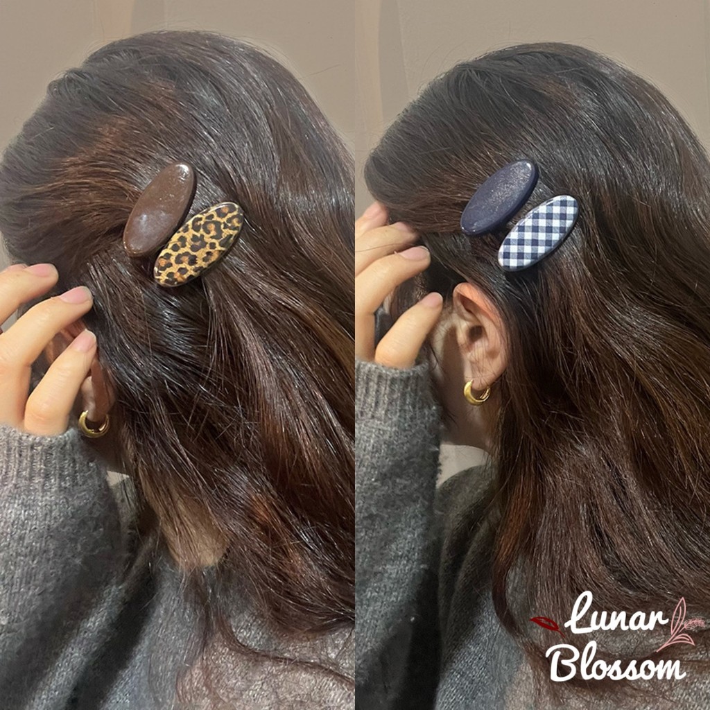 Lunar Blossom 💕💕 ที่หนีบผม ลายเสือดาวและลายสก๊อต กิ๊บติดผมหน้าม้า เล็กและประณีต แฟชั่นย้อนยุค ราคาถูก ส่งเร็ว