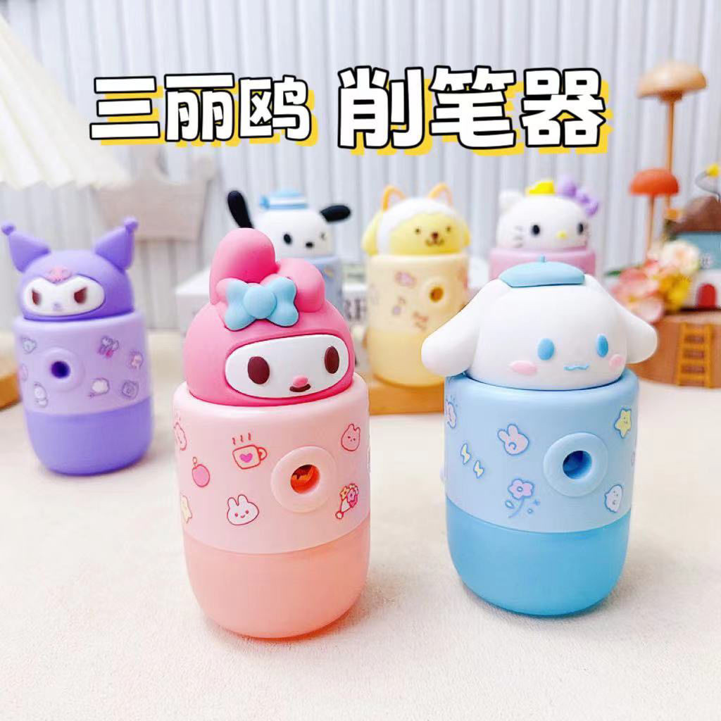 กบเหลาดินสอ Sanrio Kuromi Melody กบเหลาดินสอ นักเรียนประถม กบเหลาดินสอมือหมุน Au