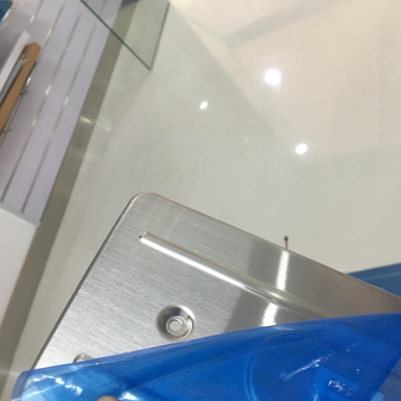 เหมาะสําหรับ Junjue ELGRAND E51 E52 LED สแตนเลสยินดีต้อนรับเหยียบลมเย็นเกณฑ์บาร์เหยียบ