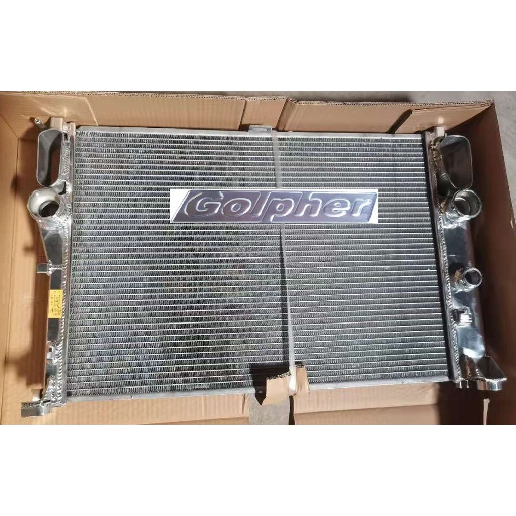 เหมาะสําหรับ MERCEDES-Benz ถังน้ําหม้อน้ํา MERCEDES E Series E63 S211 W211/CLS C219 W219