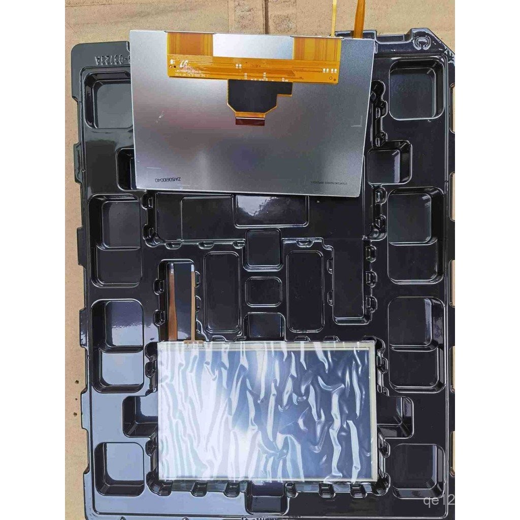 7kf23 * หน้าจอ LCD lms700kf07800 lms700kf28 Transmittance 1598 cm Semi-Reverse CC4P