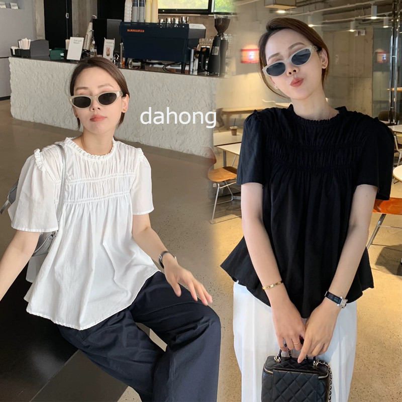 Dahong 💖W628 เสื้อเชิ้ต แขนสั้น oversize  ดีไซน์จีบ ทรงหลวม เสื้อแขนตุ๊กตา  ความรู้สึกของการออกแบบ
