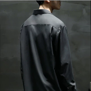 เสื้อแขนยาวชาย ผ้าไหมน้ําแข็ง เสื้อ สไตล์เกาหลี แขนยาว สีพื้น ผ้านุ่ม ใส่สบาย ไม่ต้องรีด ระบายความร้อนได้ยอดเ