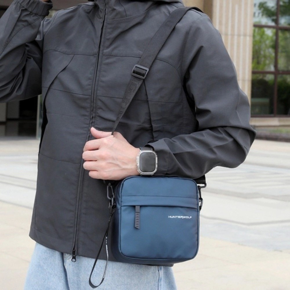 โปโลเอสพี ผู้ชายกระเป๋าสะพายข้างขนาดเล็ก,พร้อมจี้ความจุขนาดใหญ่กระเป๋าสะพายสี่เหลี่ยม,โทรศัพท์มือถือแพ็คกันน้ําสไตล์เกาหลีกระเป๋าโทรศัพท์กระเป๋า ผู้สื่อสาร ขี - รูปที่ 7