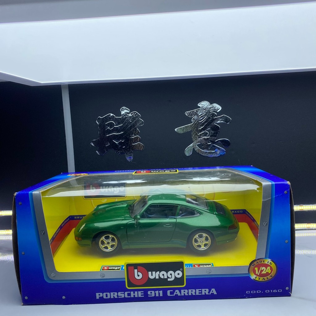 Bburago Bburago 1: 24 Porsche 911 Carrer