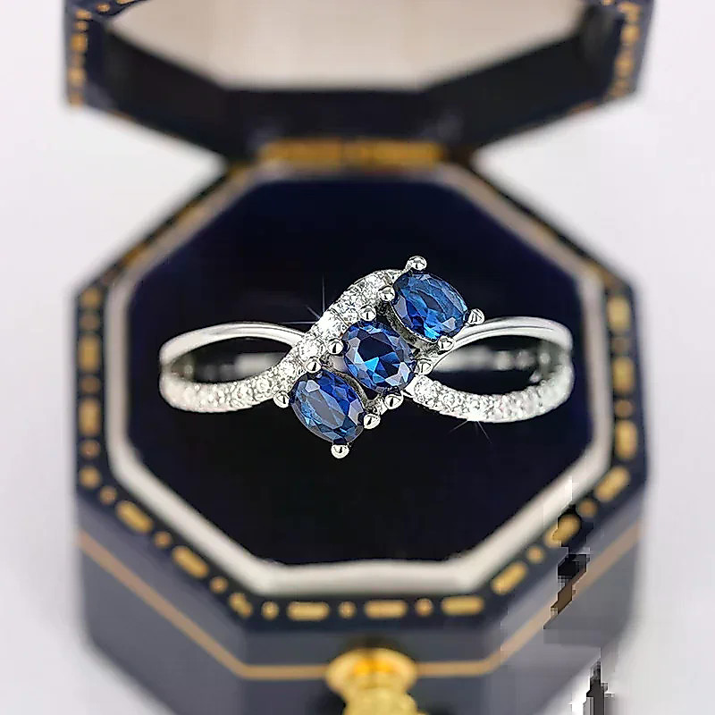 Graceful แหวนเงินแท้ 925 สีฟ้าเงา Cubic Zirconia แฟชั่นงานแต่งงานเจ้าสาวเครื่องประดับ Gorgeous ผู้หญิงอุปกรณ์เสริมนิ้วมือ
