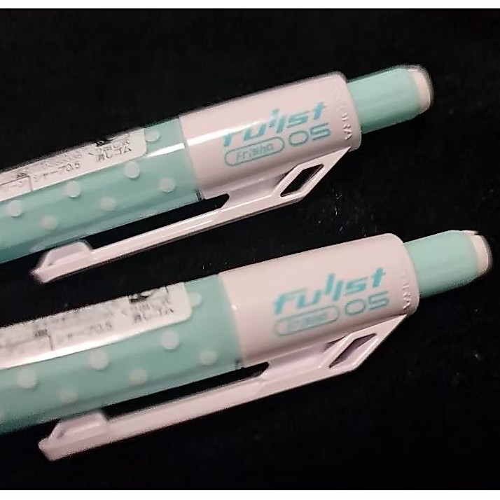 ดินสอกด zebra fullst 0.5mm. ดินสอเขย่าไส้