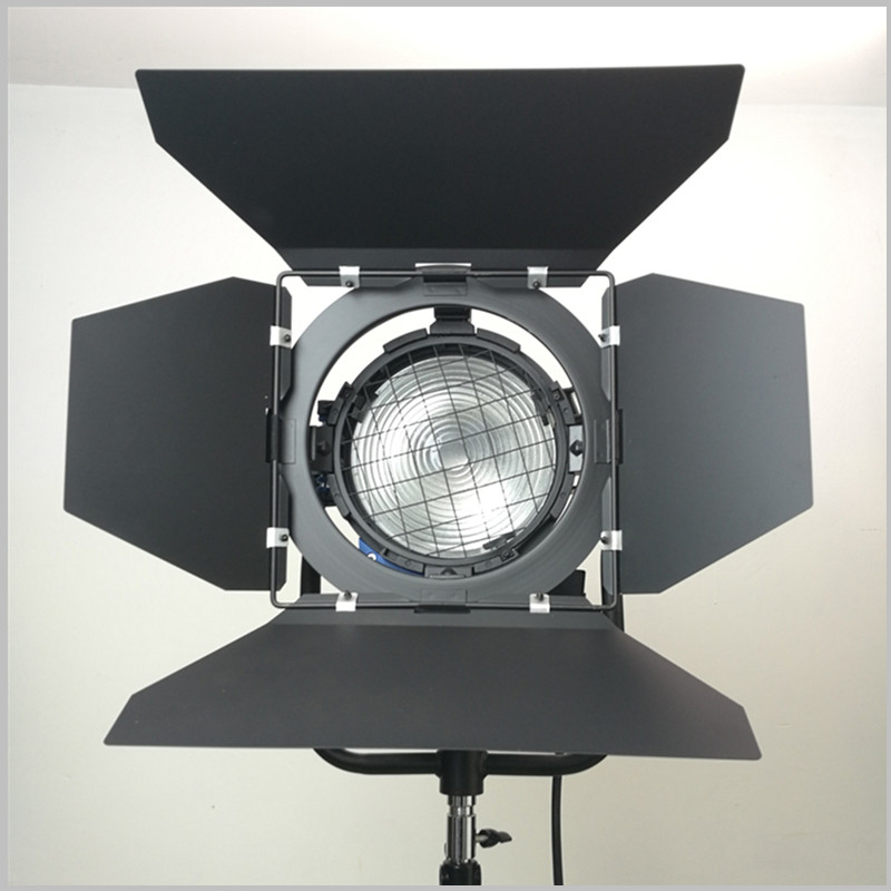 ไฟภาพยนตร์ 2k ทีวีภาพยนตร์ทังสเตน Filament Spotlight 2,000w Professional Cinema Ready Stocklights Sh