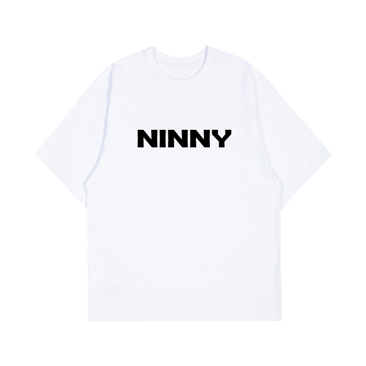 เสื้อยืดแขนสั้น IZONE พร้อมลายพิมพ์ของ Li Caiyan ออกแบบสำหรับทั้งผู้ชายและผู้หญิง ทรงคลายและกว้างรอบ