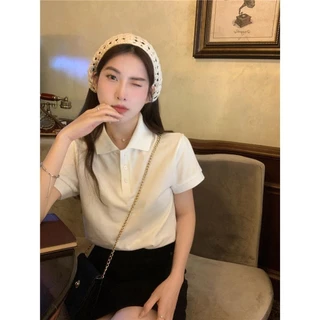 Hotgirl พร้อมส่ง เสื้อโปโลเกาหลี เสื้อยืดแฟชั่นผู้หญิง สีพื้นเบสิก ด้วยปุ่ม แขนสั้น สไตล์ย้อนยุคสบายๆ ทรงสั้นเข้ารูป
