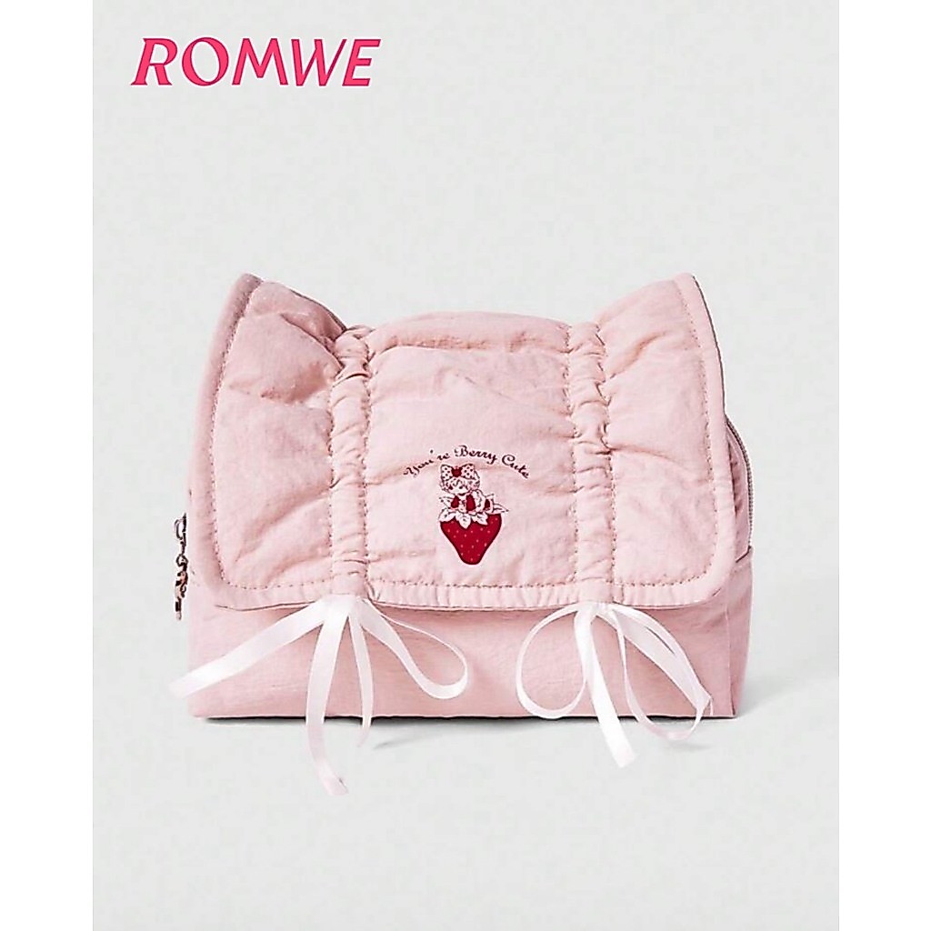 (พร้อมส่ง🍓) ROMWE x Strawberry กระเป๋าเครื่องสำอาง กระเป๋าจัดระเบียบ