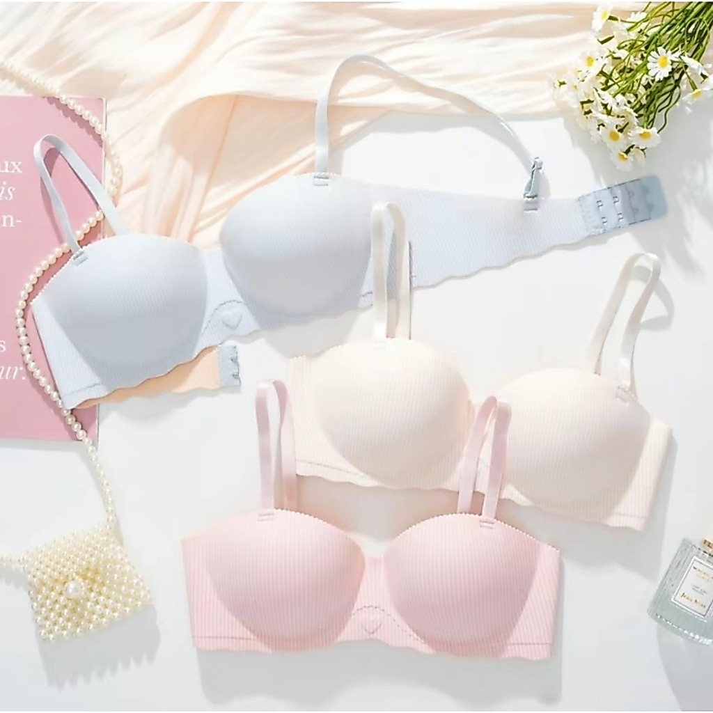 เสื้อชั้นในแบบไม่มีโครงสำหรับหน้าอกเล็ก ขนาดรอบอก 32-38 ใส่ได้ รุ่นไม่ยืด ขนาดเล็กกว่าปกติ ต้องเพิ่ม 1-2 ไซส์
