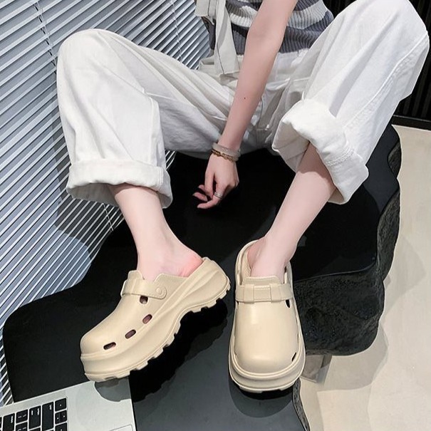 พร้อมส่งในไทย   รองเท้าผู้หญิงสีพื้น แตะแบบสวม แตะเสริมส้น กันน้ำ ใส่สบาย SHO-K33