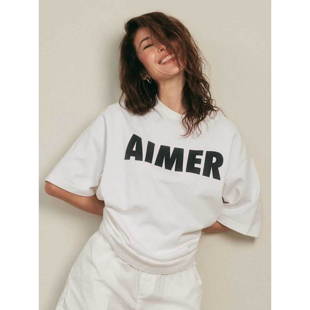 เสื้อยืดผ้าฝ้ายแท้ พิมพ์ลายอักษรสไตล์เรียบง่ายจาก AIMER ไซส์ใหญ่