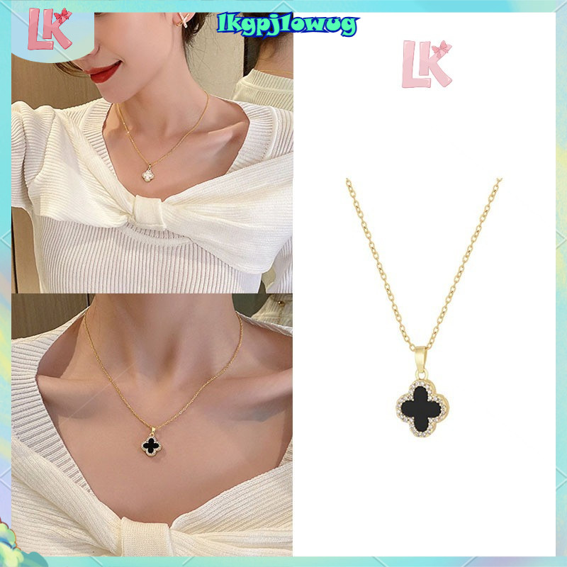 LK 🔥​​สร้อยคอจี้ใบโคลเวอร์สี่แฉกสีเงิน สไตล์เกาหลี ดีไซน์หรูหรา สำหรับผู้หญิง (เครื่องประดับแฟชั่นสุดน่ารัก)