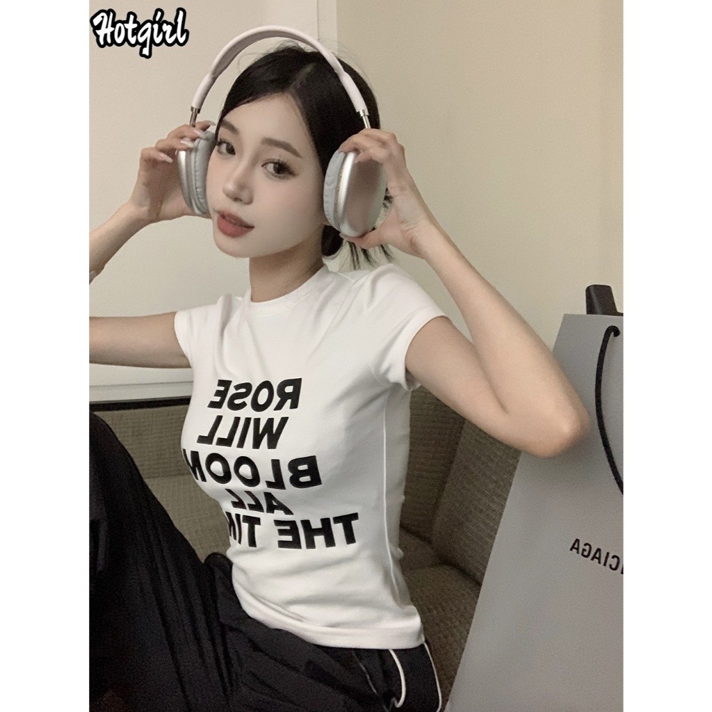 Hotgirl พร้อมส่ง เสื้อยืดผู้หญิง เสื้อยืดรัดรูป พิมพ์ตัวอักษร น่ารัก สไตล์เกาหลี (สีขาว / สีดำ )