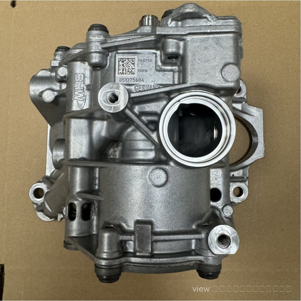 11418513756Suitable for Bmw G01 G02 G30F39F25F15Engine Oil Vacuum Pump 8O5N