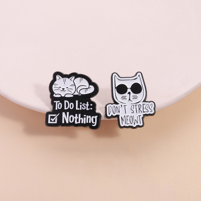 เครื่องคล้องเข็มกลัดแมวสีขาวแบบโลหะ ใช้ได้กับกระเป๋าเป้สะพายหลัง เป็นของขวัญน่ารัก - รูปที่ 4