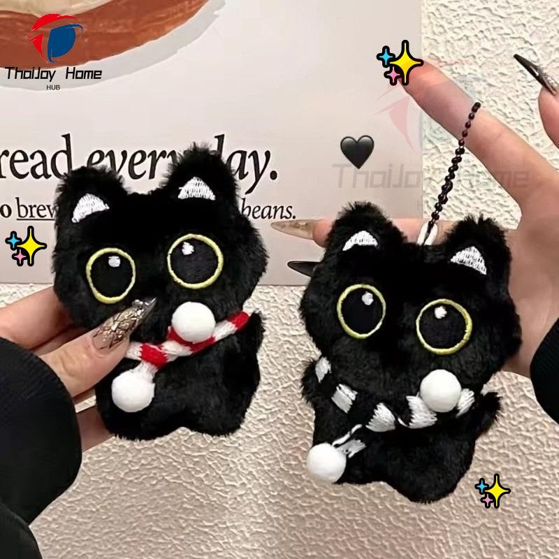 💖💖💖สีดําน่ารักลูกแมวตุ๊กตาตุ๊กตา Squeaky Big Eye Black Cat ตุ๊กตาตุ๊กตาพวงกุญแจน่ารัก สีแดงและสีดำผ้าพันคอลูกแมวกระเป๋าจี้ตกแต่งของขวัญคู่ ของเล่นเด็กของขวัญนักเรียน ThaiJOY