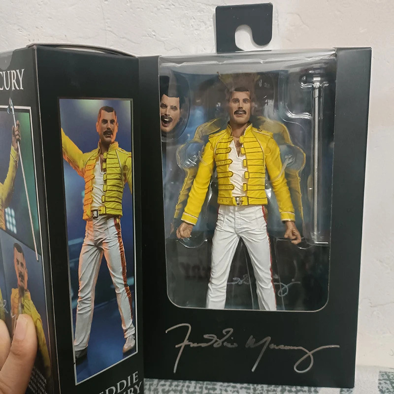 Live At Wembley Stadium Queen Freddie Mercury Action Figure ตุ๊กตาของเล่นตุ๊กตาของขวัญวันเกิด