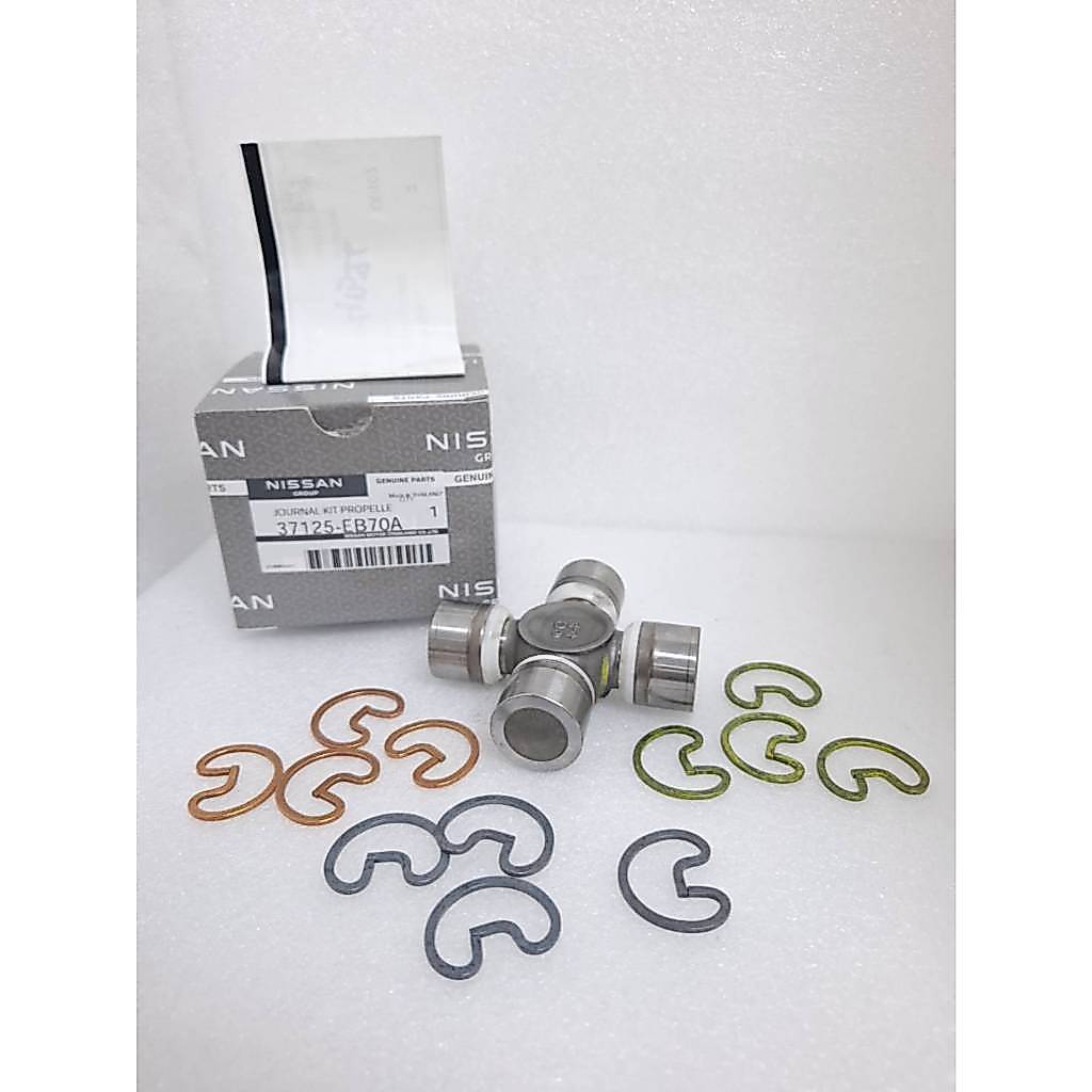 กากบาดเพลากลางหน้า ราคาต่อชิ้น NISSAN NAVARA CALIBRE D40  , NP300 D23T 4WD 37125-EB70A